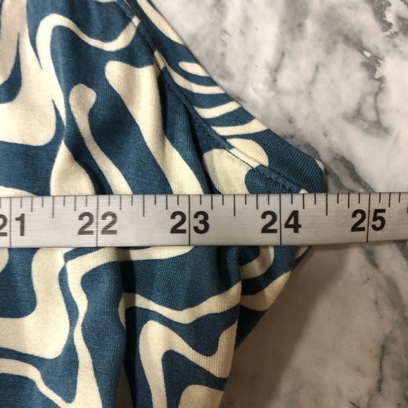 Ava & Viv Blue White Swirl Sleeveless Asymmetrical Dress Pockets Size 4X NWT - Picture 6 of 7